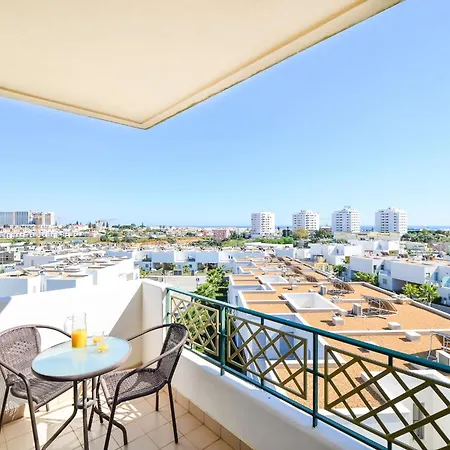 L14 By Mtphomes Apartman *