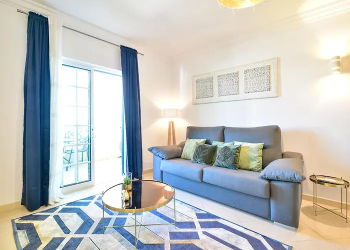 L14 By Mtphomes Apartman *